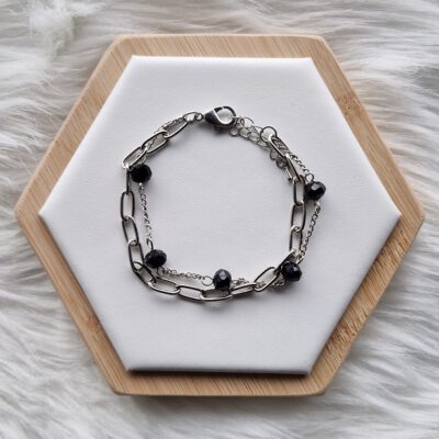 Zilverkleurig armbandje met zwarte kralen